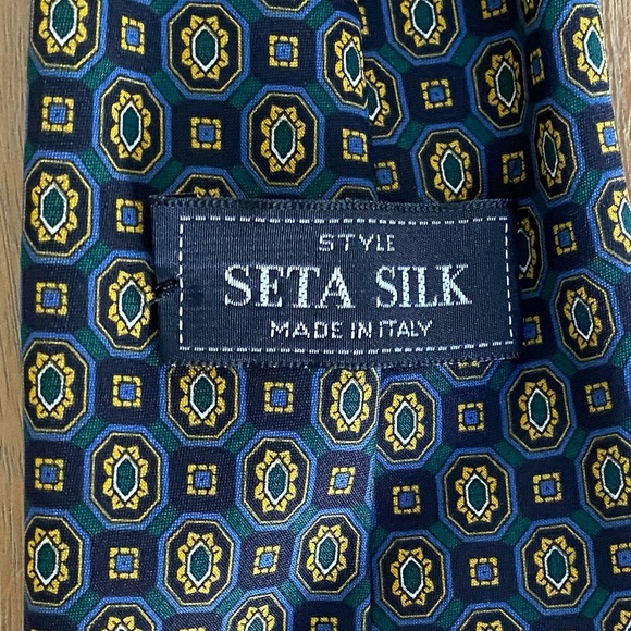 Men's Green Patterned Seta Silk Italian Tie - Picture 6 of 6